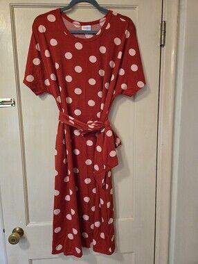 Lularoe Marly 2x Red And Pale Pink Polka Dot Midi Dress with Tie Waist